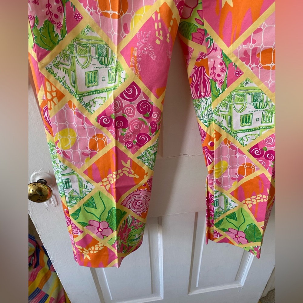 Lilly Pulitzer Print Capri Size 14 - Picture 6 of 11